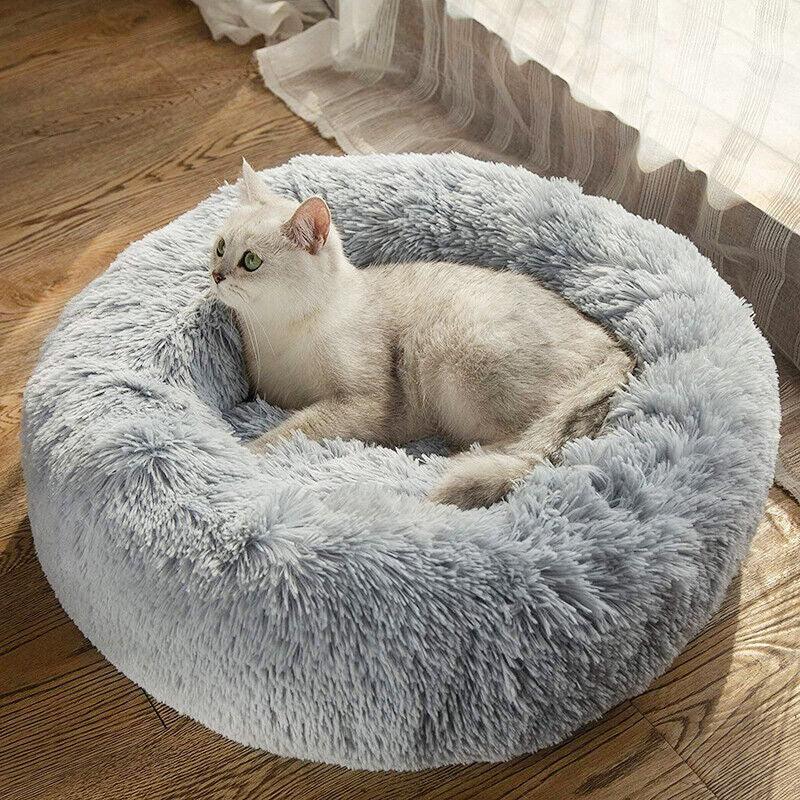 Plush Round Calming Bed: Large Pet Comfort - Click